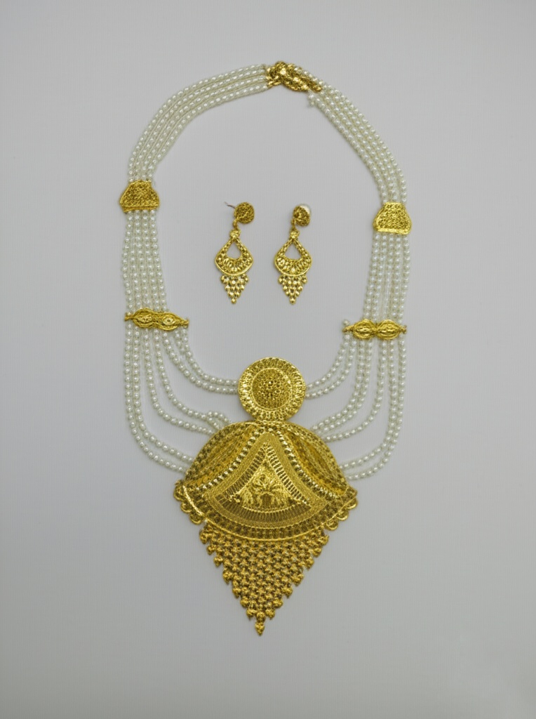 6eba87a4c4983ca25e0d48c9f994f066.jpg - Oxidised Jewellery by Luxe Aura